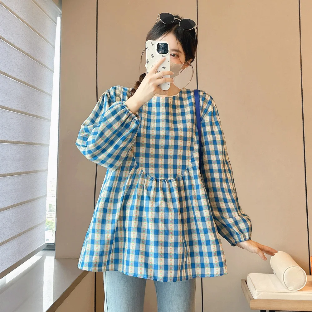 

2026 Spring Fashion New Style Maternity Doll Blouse Plaid Fresh and Light Loose-fit Slim Shirts for Pregnant Women