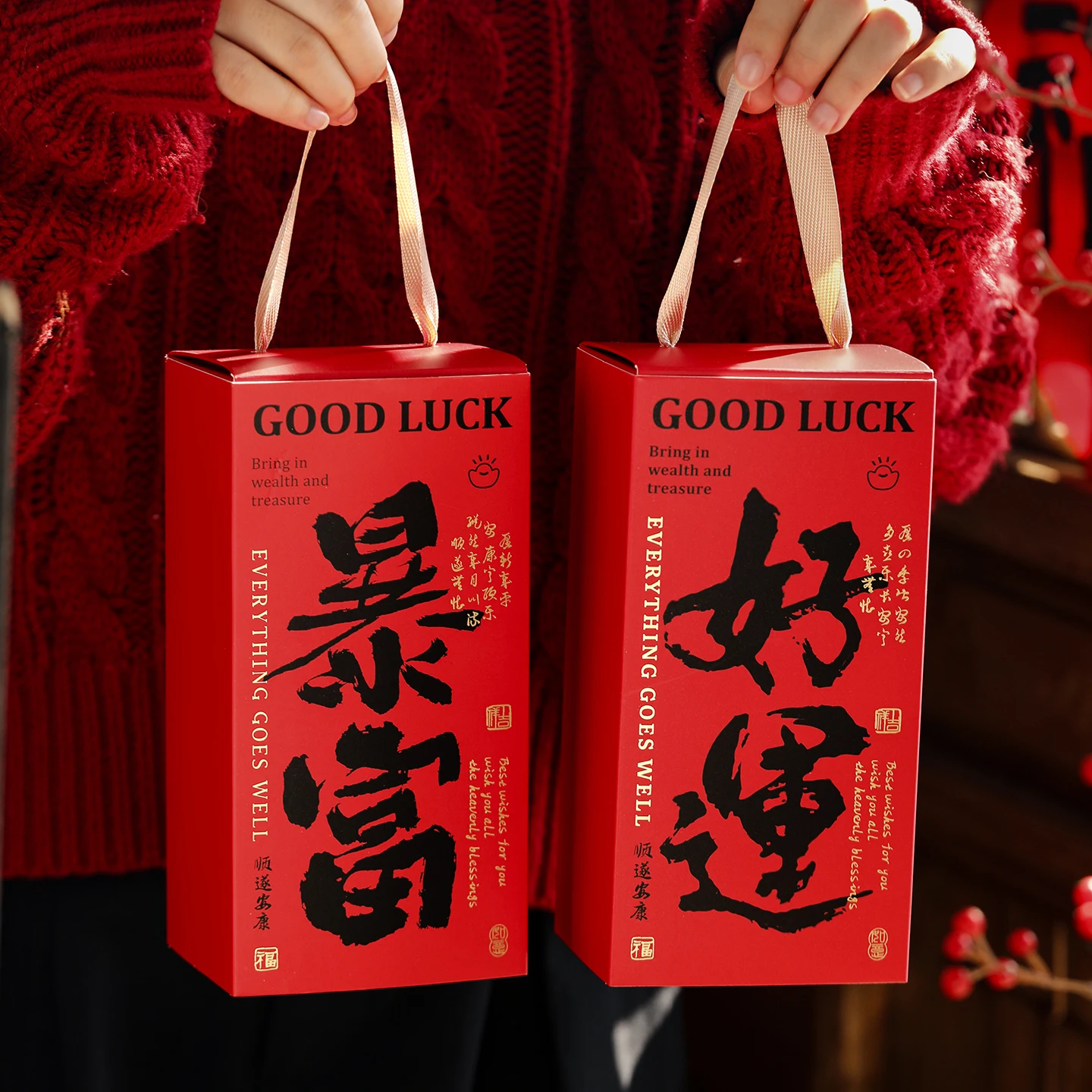 

Новогодняя подарочная коробка для выпечки и сладостей: рисовые пирожные, карамель, нуга, печенье-снежинки. Упаковочная коробка для кухни.