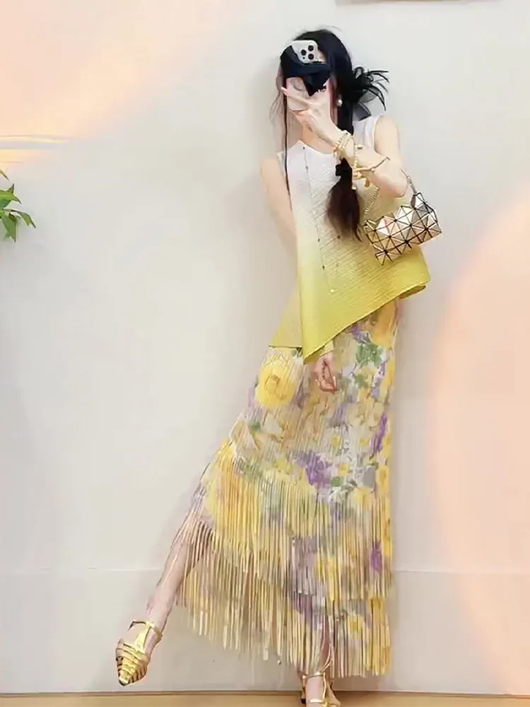 

Three-piece Set Gradient Color Heavy Embroidery Tea Break Orange Dotted Yellow Summer Beautiful Folded Skirt And Top Ensemble