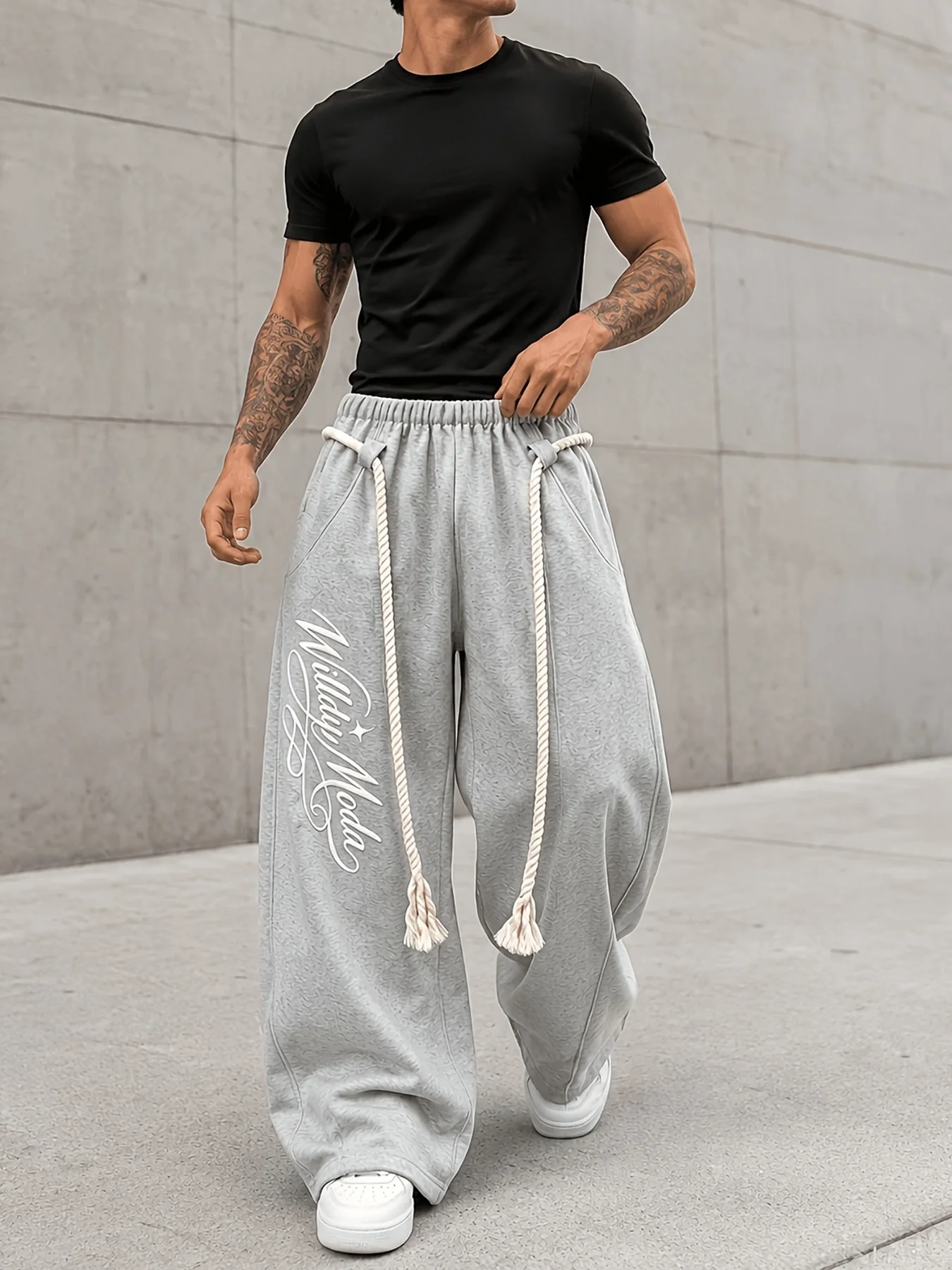 Men Grey Drawstring Wide Leg Sweatpants