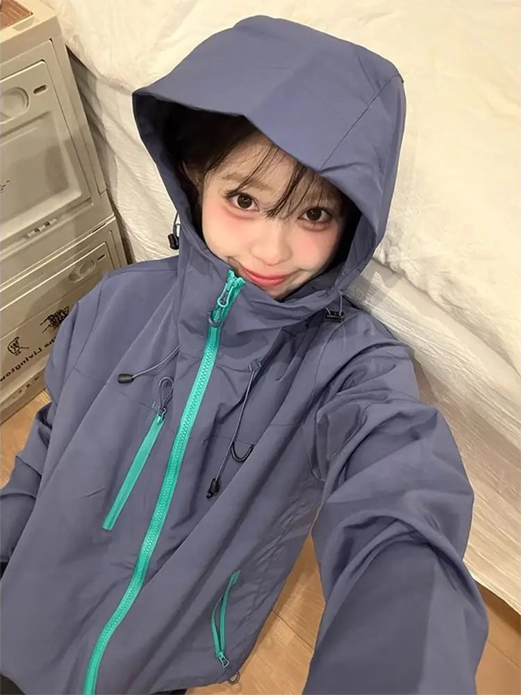 

Dopne Men's Outdoor Windproof Waterproof Hooded Jaet American Loose Soft ell Hiking Mountain Climbing Coat