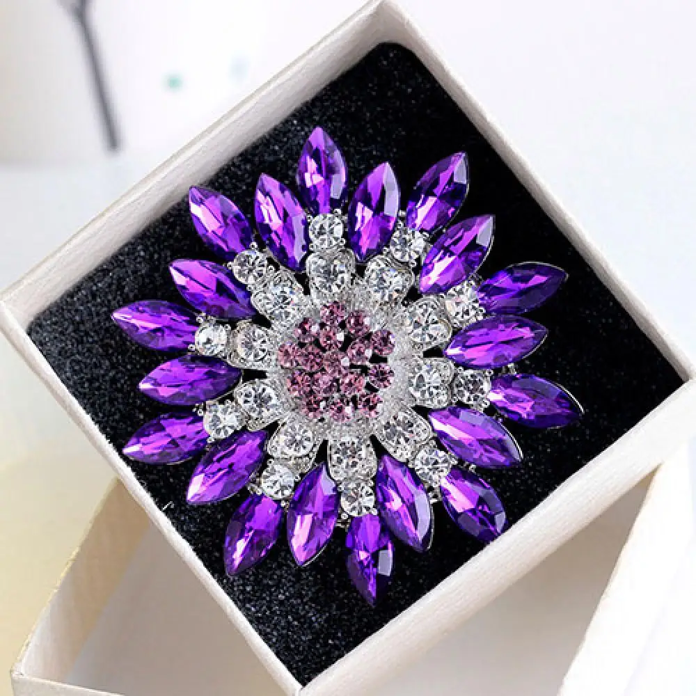 Luxury Women Fashion Flower Brooch Crystal Rhinestone Jewelry for Wedding Brooch Party Gift