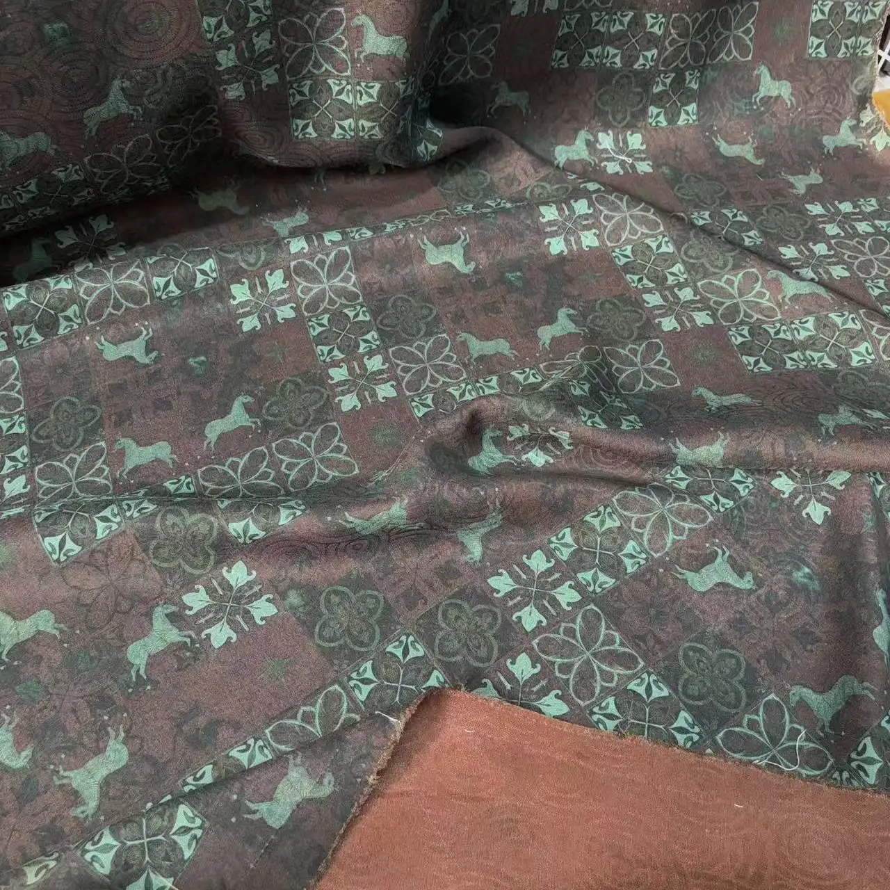 Silk Flower Luo Gambiered Guangdong Silk Cloth Retro Plaid Four-Leaf Clover Silk New Chinese Dress Cheongsam Fabric