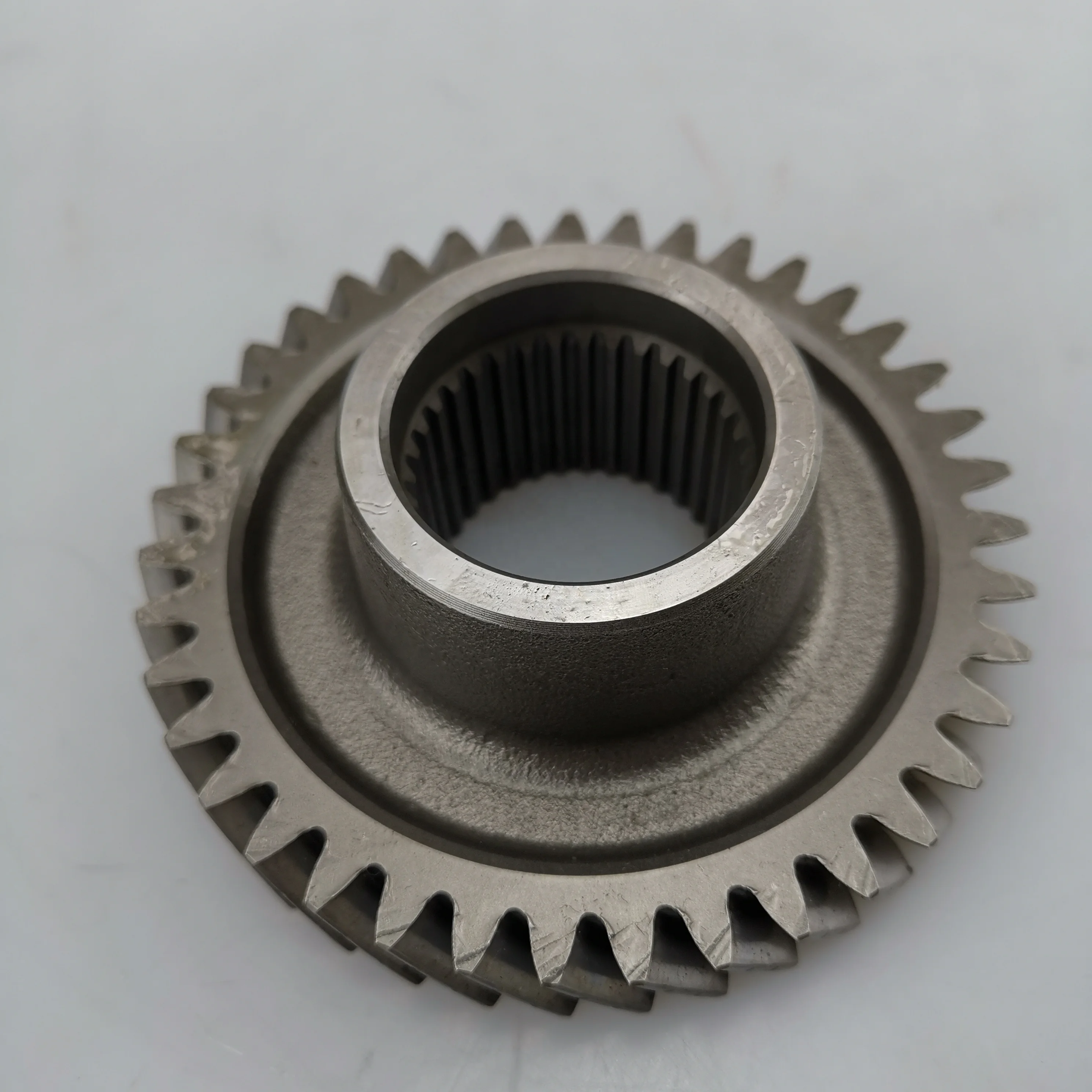 

SAIC MAXUS V80 original gearbox shift No. 3 output C00013877