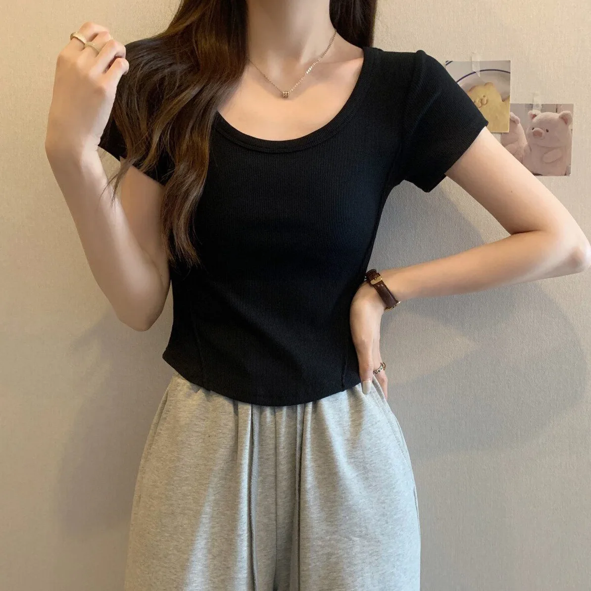 Summer round neck slim fit short white shoulder t-shirt women's short sleeved pure desire spicy girl exposed collarbone clothes