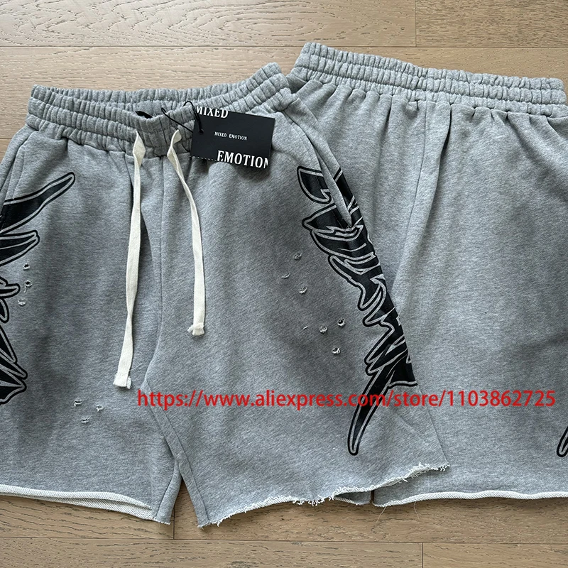 

Ретро Старые Смешанные Эмоционные Повседневные Шорты High Street Хип-хоп Рваные Отверстия Летние Мужчины Женщины СМЕШАННЫЕ ЭМОЦИИ Спортивные Шорты