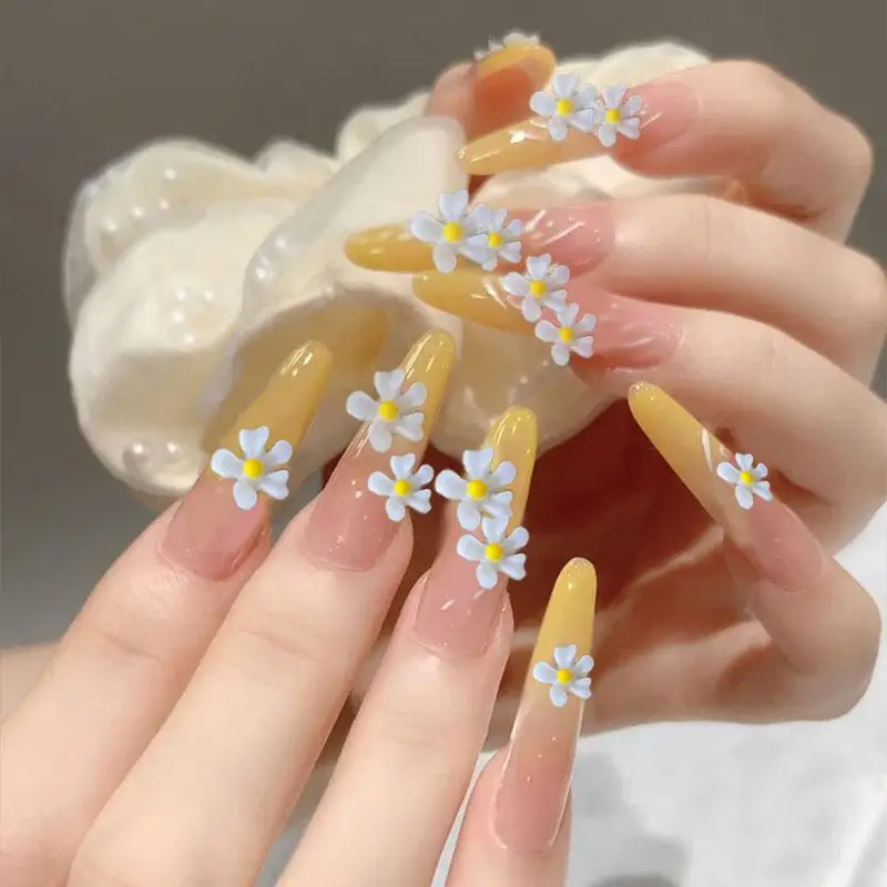 Stylish Flower Nail Decorations 3D Resin Cute Summer Design for Easy Use