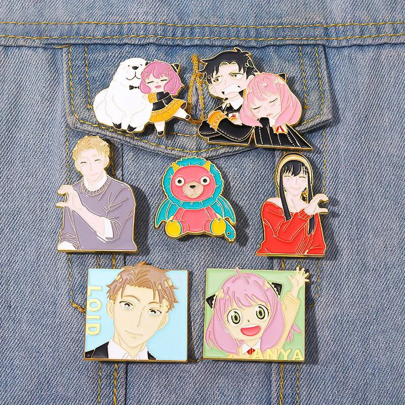 Yor Loid Forger Damian Pines, insignias de solapa de Anime, joyería de dibujos animados, regalo para niños, amigos, familia espía, broche de esmalte personalizado, Anya