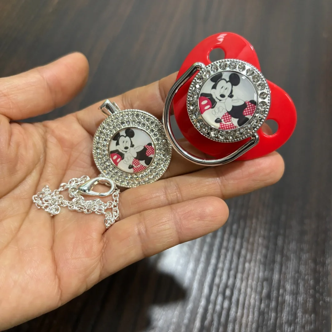 

Cute Minimalist Real Baby Pacifier with Dustproof Cover & Anti-Lost Chain Clip Safe Soother for Baby Daily Sleeping Feeding
