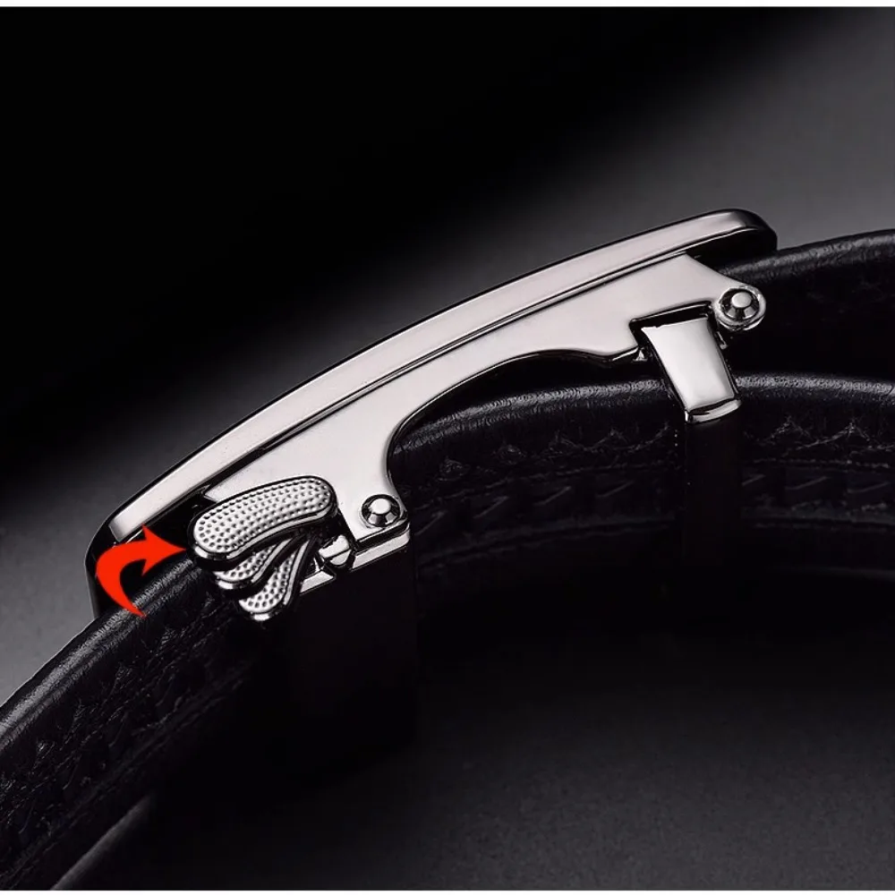 เข็มขัดหนังดีไซน์เหมาะสำหรับธุรกิจหรูหราวินเทจสายรัดเอวผู้ชายสายรัดข้อมือโลหะ