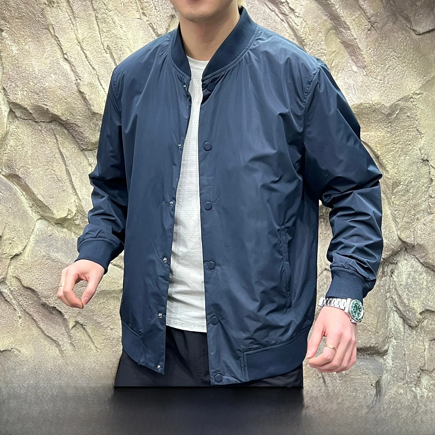 

Lightweight 50D Tower Silk Men's Casual Baseball Collar Cotton Jaet Waterproof Fall Faionable Outerwear Stand Fit Long...