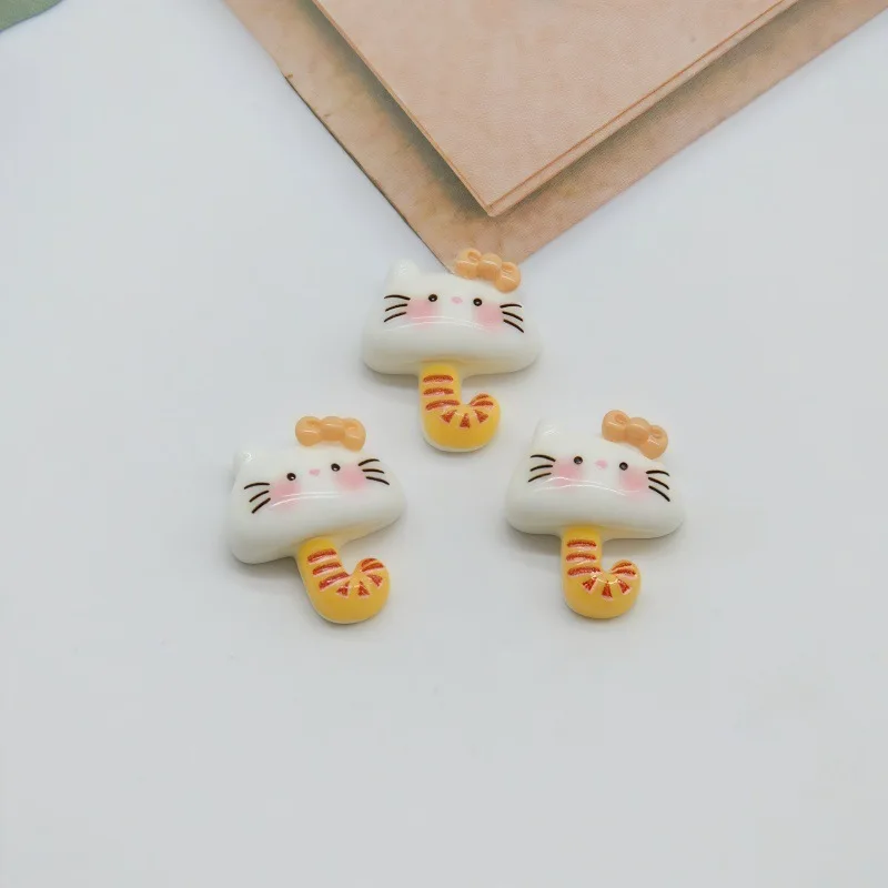 Gemmes pour ongles Hello Kitty - 50 pièces de breloques en résine mignonnes pour les modèles d'ongles à pression et en gel