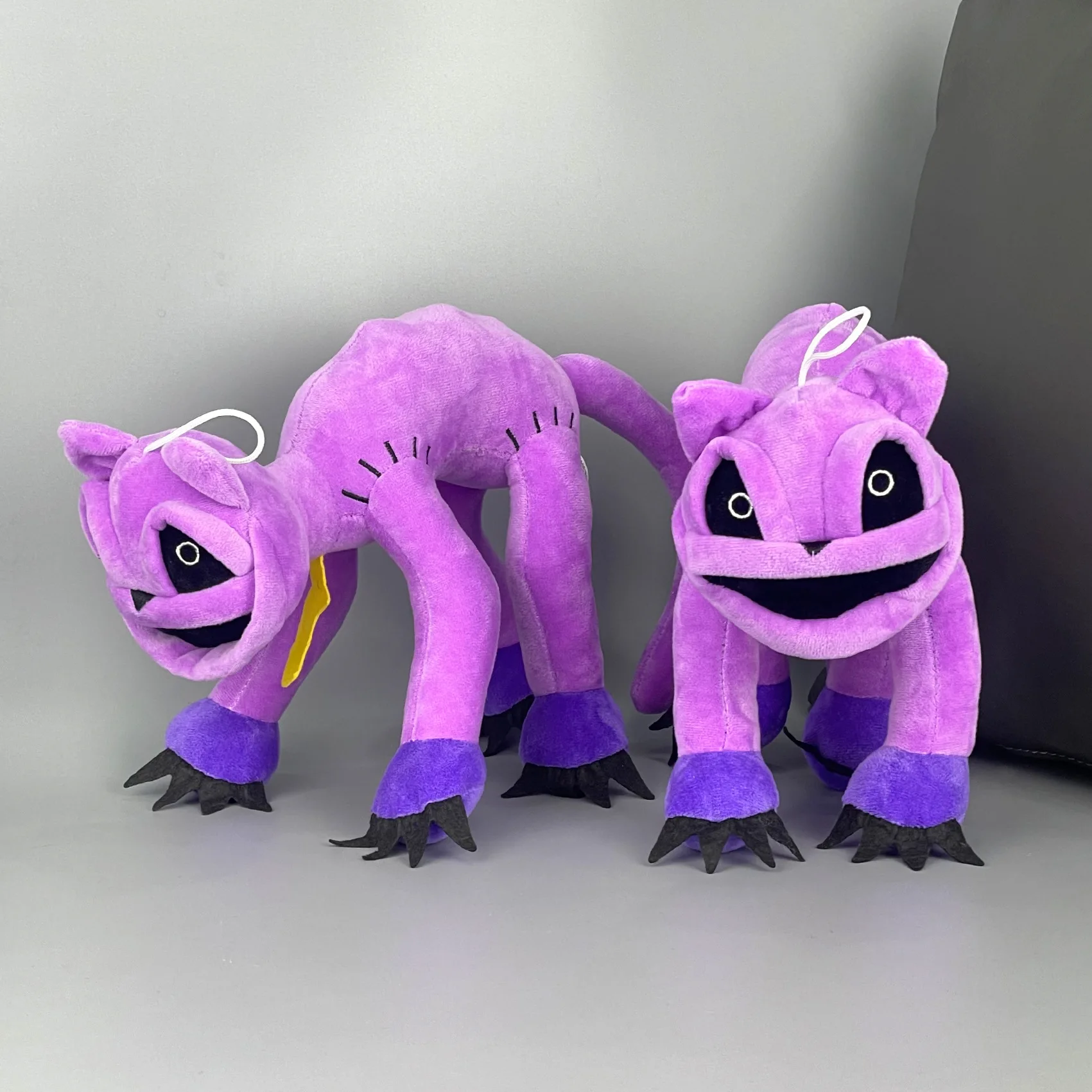 Nuevos muñecos de peluche Kawaii sonrientes, conejillo de campaña, gato, siesta, muñecos de peluche suaves, figuras de acción de Anime, juguetes de peluche, regalo para niños