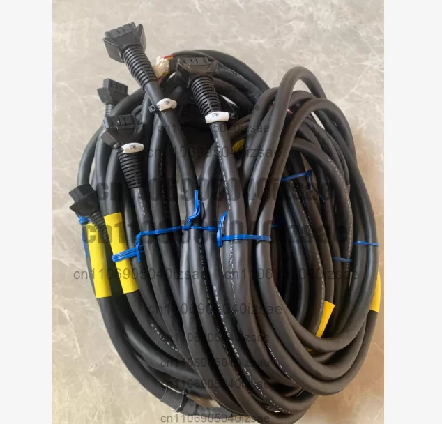 1PCS   Servo motor cable, cb-acs- mpa-030, cb-acs- mpa-050 interface is clear and functions normally