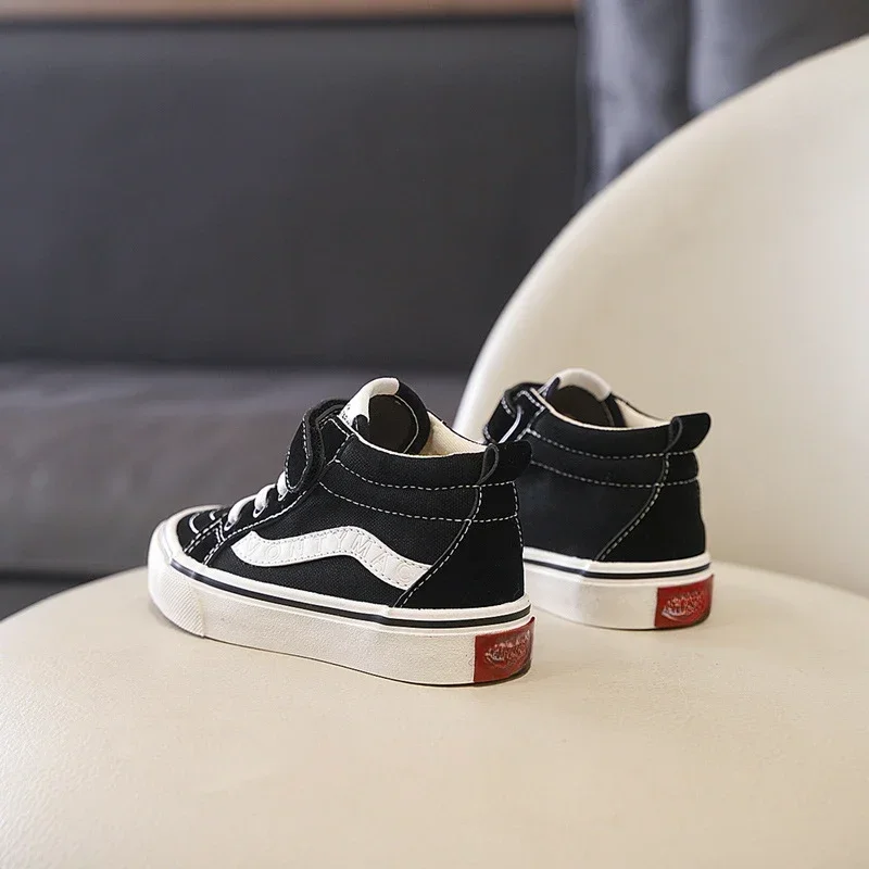 Nouvelles chaussures en toile baskets de mode, hauts, chaussures d'école, semelles souples pour enfants, chaussures antidérapantes, chaussures décontractées pour enfants,