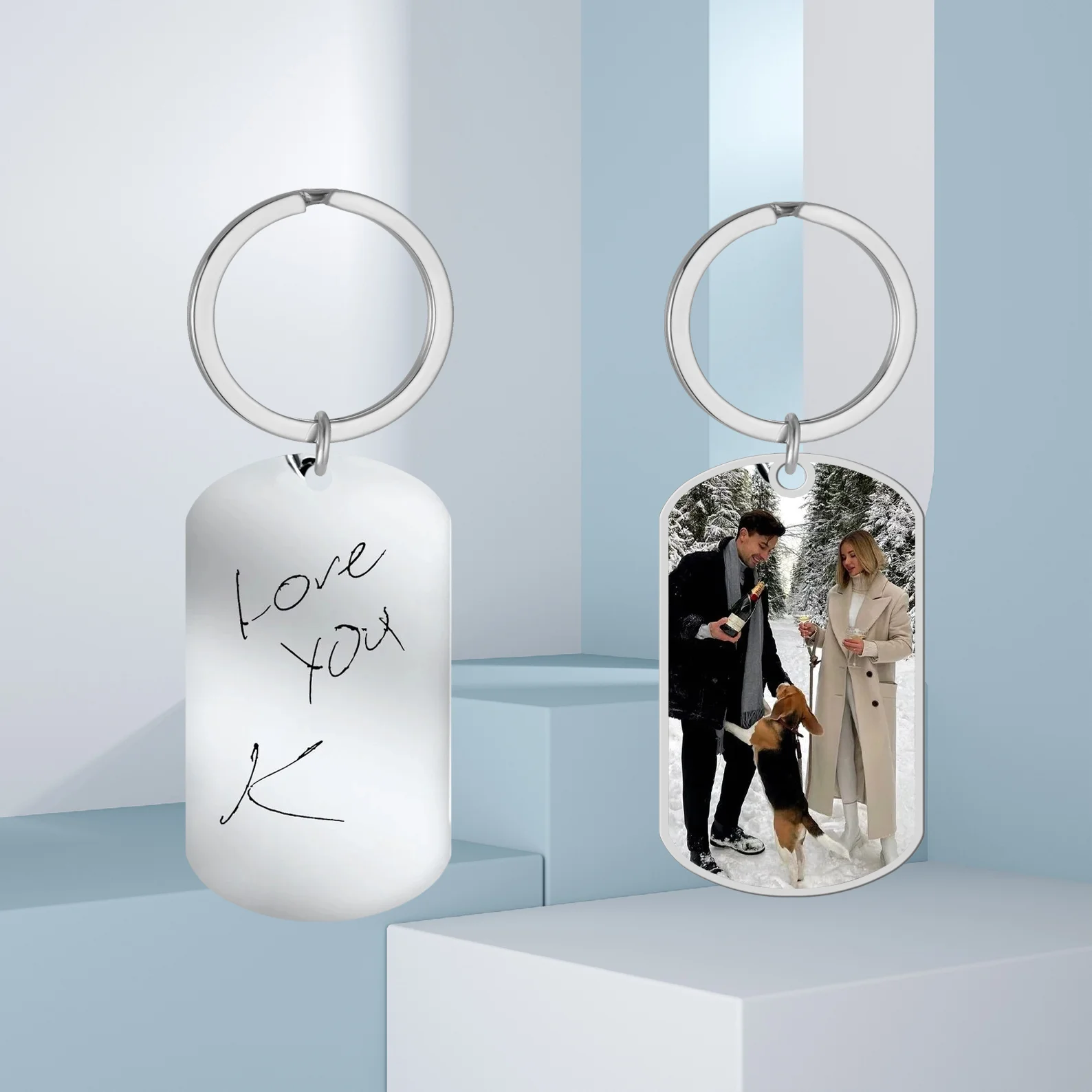 

Customize Picture And Text Keychains, Customize Personalized Creative Gifts, And Give Heartwarming Gifts To Friends And Family
