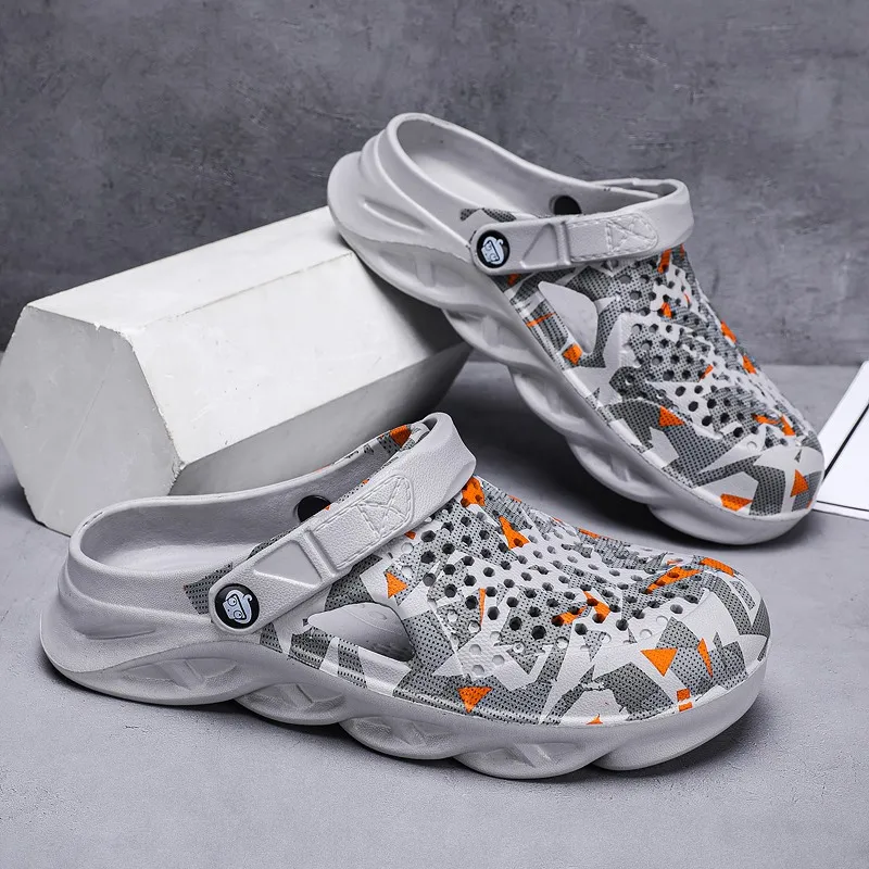 

Flat Sandals Men Shoes EVA Slippers Garden Platform Light Sandals Summer Sandals Male Sneakers Outdoor Flip Flops Home Clogs