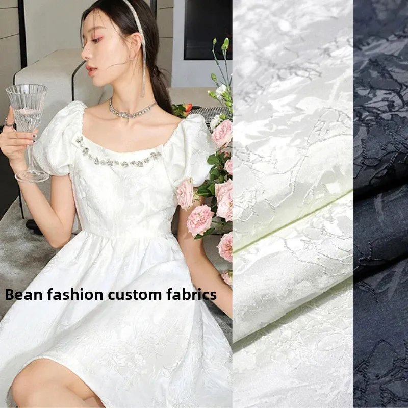 

Темное плетение, парчовая жаккардовая ткань, древесный корень, цветок, тисненый, окрашенный в пряже, комплект платья, европейский бренд, модный дизайн, оптовая продажа, ткань