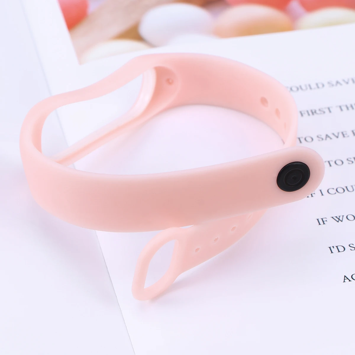 

Silicone Wristband Healthy Material Replacement Fashionable for Fitness Tracker