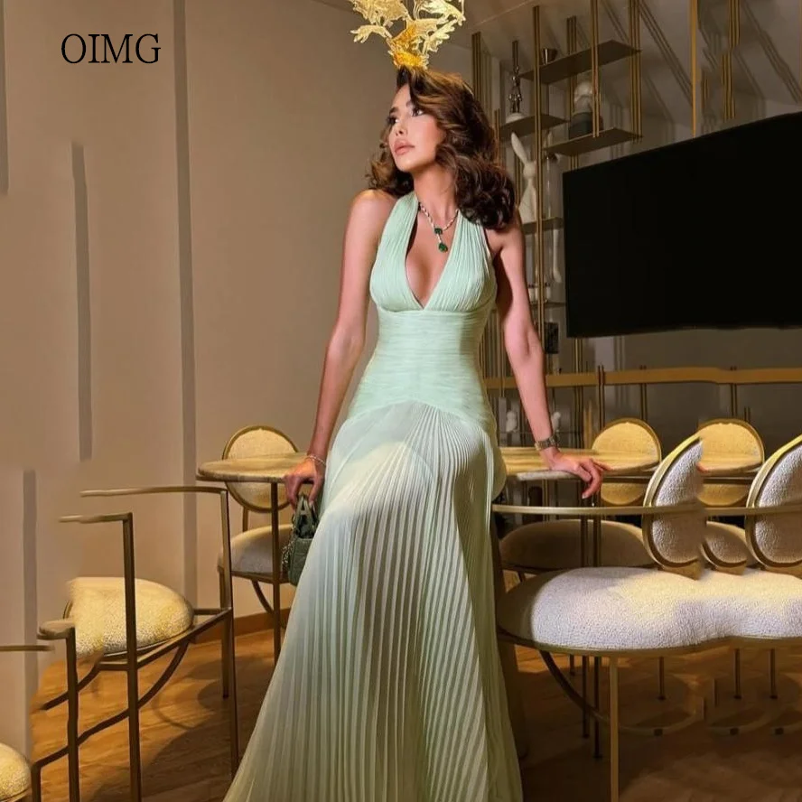 

OIMG Light Green Halter A Line Prom Gowns V Neck Pleated Party Gown Floor Length Evening Dress vestidos de festa Customized