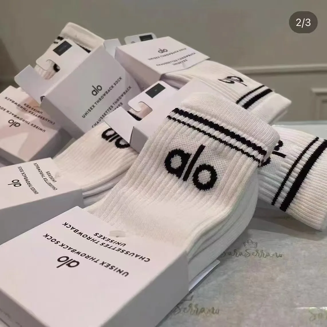 Alo Brand yoga Socks, Football Socks, Cotton Socks, Mid-Calf Sports Socks, Sweat-Absorbing Mid-Calf Socks for Both Men and Women