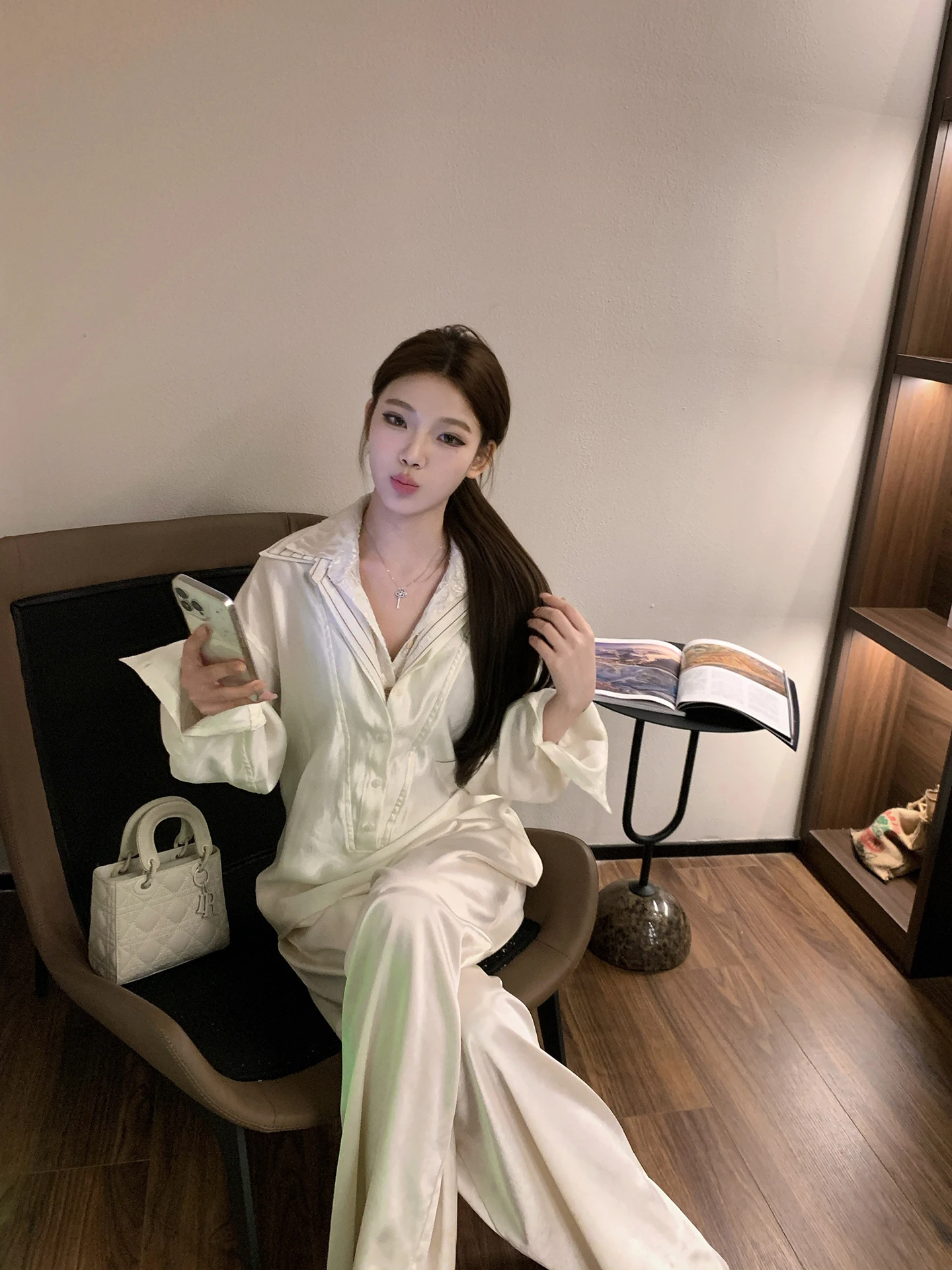 

Женская блузка EU с V-образным вырезом, многослойным воротником, свободного кроя, из смесового хлопка, дышащая, весенняя новинка, в полоску, с кружевными вставками