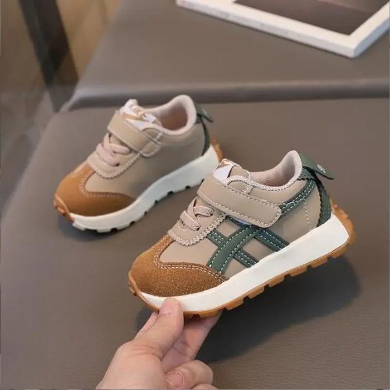 

Autumn New Children's Forrest Gump Shoes1-5 Year Old Boys' Sports Shoes Non slip Soft Sole Girls' Fashion Running Casual Shoes B