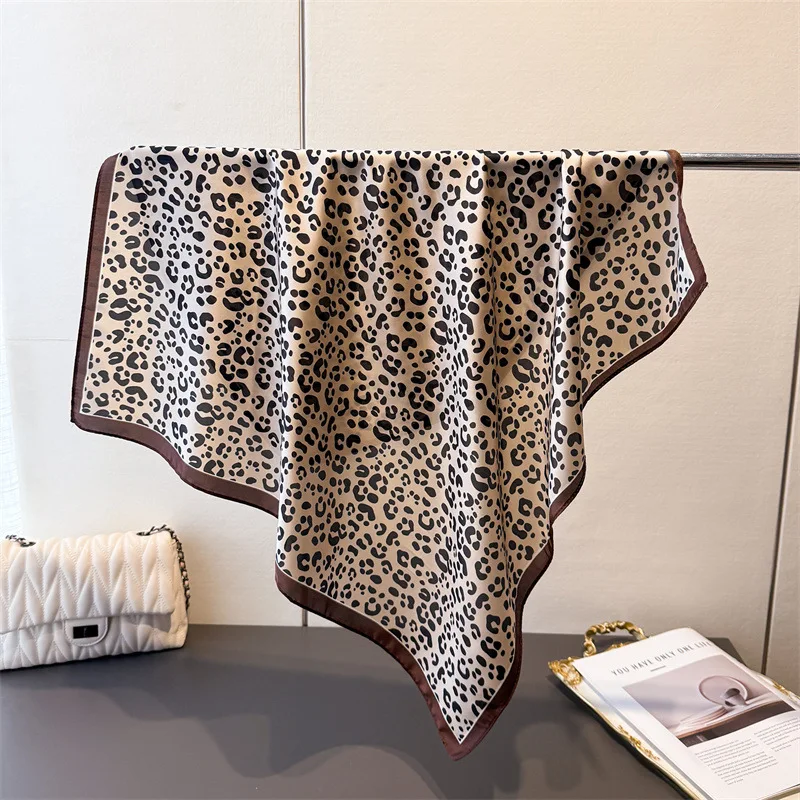 New Fashionable Bandanas Imitation Silk 70*70cm Temperament Square Scarves Women Spring/Summer Soft Satin Leopard Print Scarf