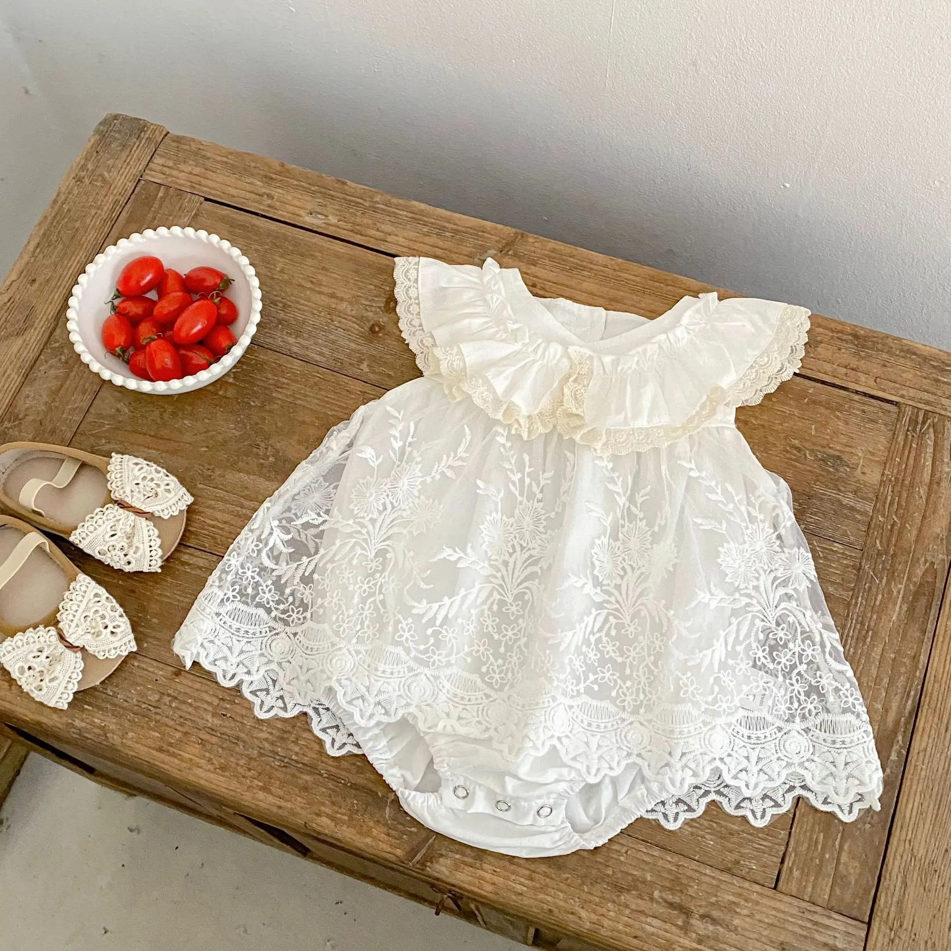 

Детский летний комбинезон-платье: Новинка, милый белый сетчатый комбинезон для малышей, наряд на 100 дней и первый день рождения