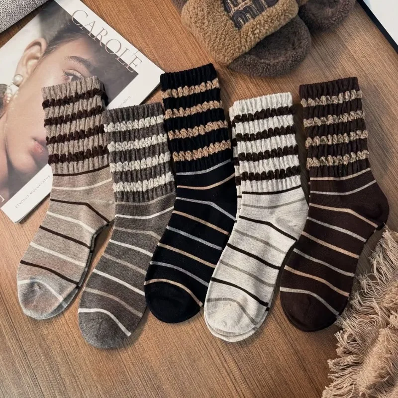5 pairs Casual Comfortable Women's mid tube Socks Spring Autumn New Striped Stacked Socks Fashion Versatile Women's Socks/