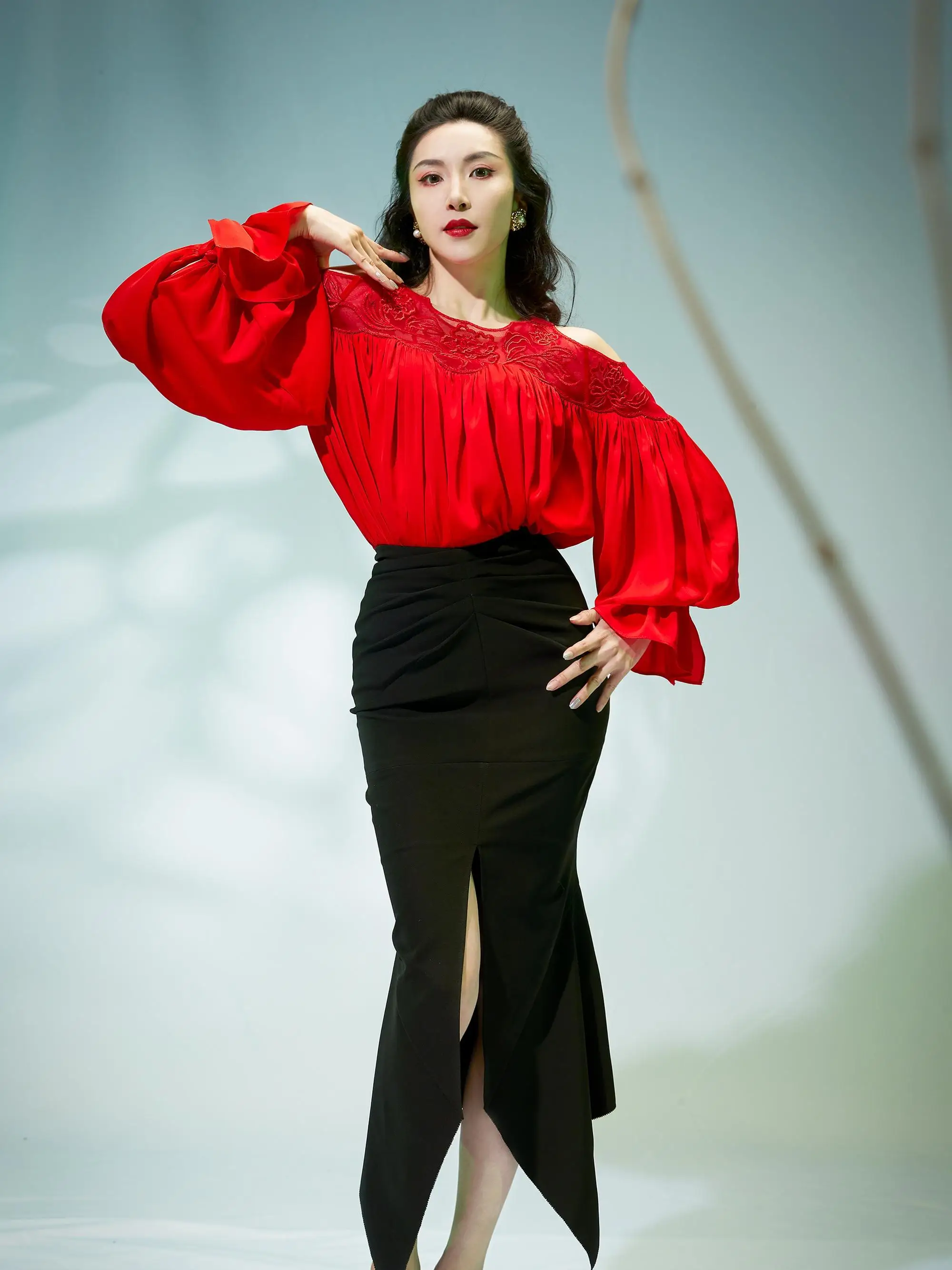 Red Peony Embroider…