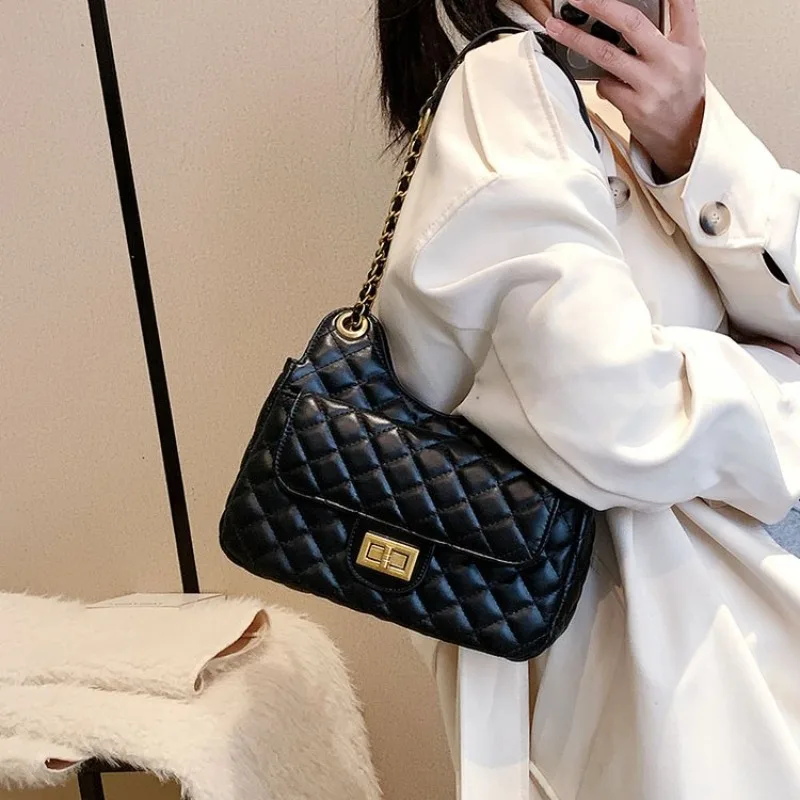 

New Style Casual Crossbody Bag - Unique Niche Trendy Design for Girls' Fashionable Sweet Retro Daily Outfits Use