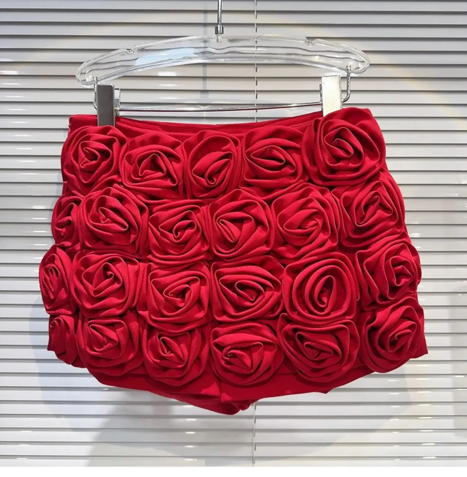 FANIECE Fashion Design 3D Rose Flower Women Satin Shorts Summer Mid Waist Zipper Slim Mini Shorts Skirts Luxury Party Wear шорты