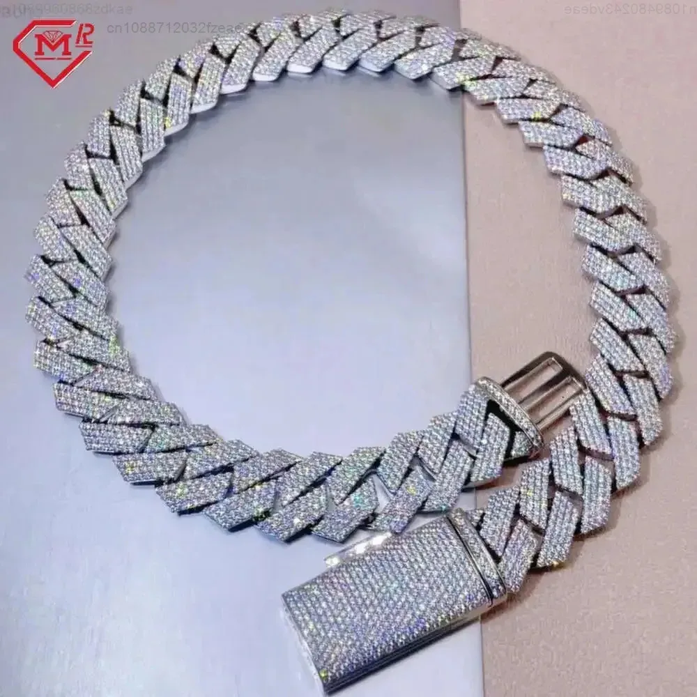 

Hiphop Iced Out Vvs Moissanite Diamond Cuban Chain 925 Sterling Silver 20mm Moissanite Cuban Link Chain