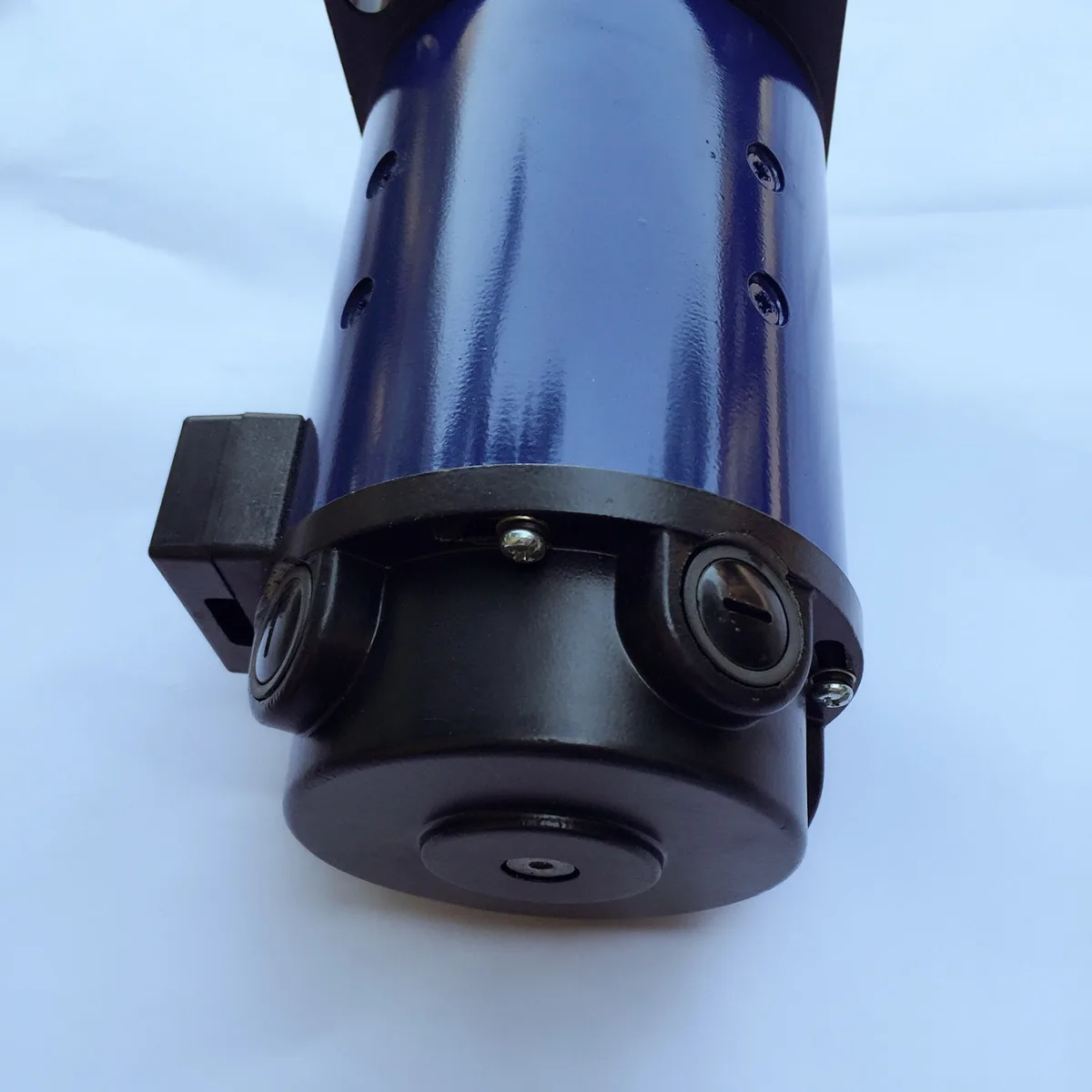 130SZ02A3 DC servo motor 355W 220V 1500RPM micro motor