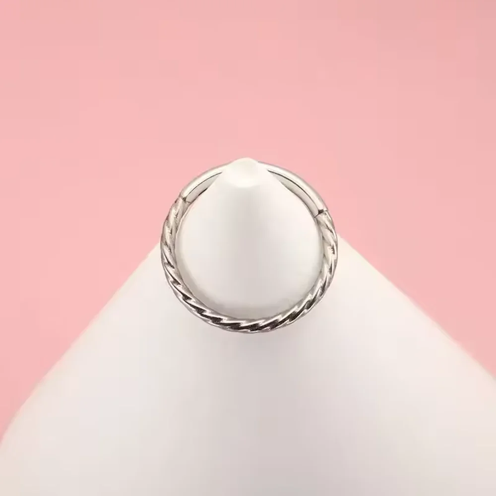 F136 Titanlegierung Facettierte Polyedrische Perle Twisted Scharnier Ohrringe Modischer Nasenseptum Ring Körperpiercing Schmuck – Detail 5