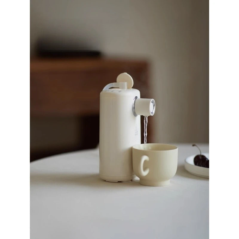 Sofortiger Wasserspender Kleiner tragbarer Desktop-Desktop