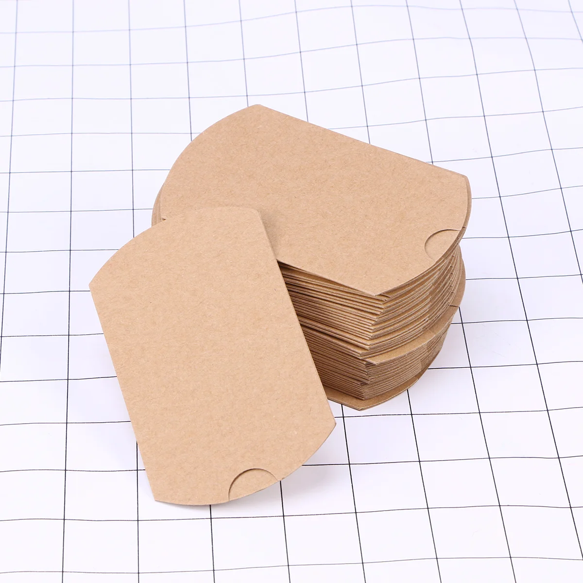 

300 Pcs Kraft Paper Baby Theow Pillows Wedding Favors Gift Boxes Brown Accessories