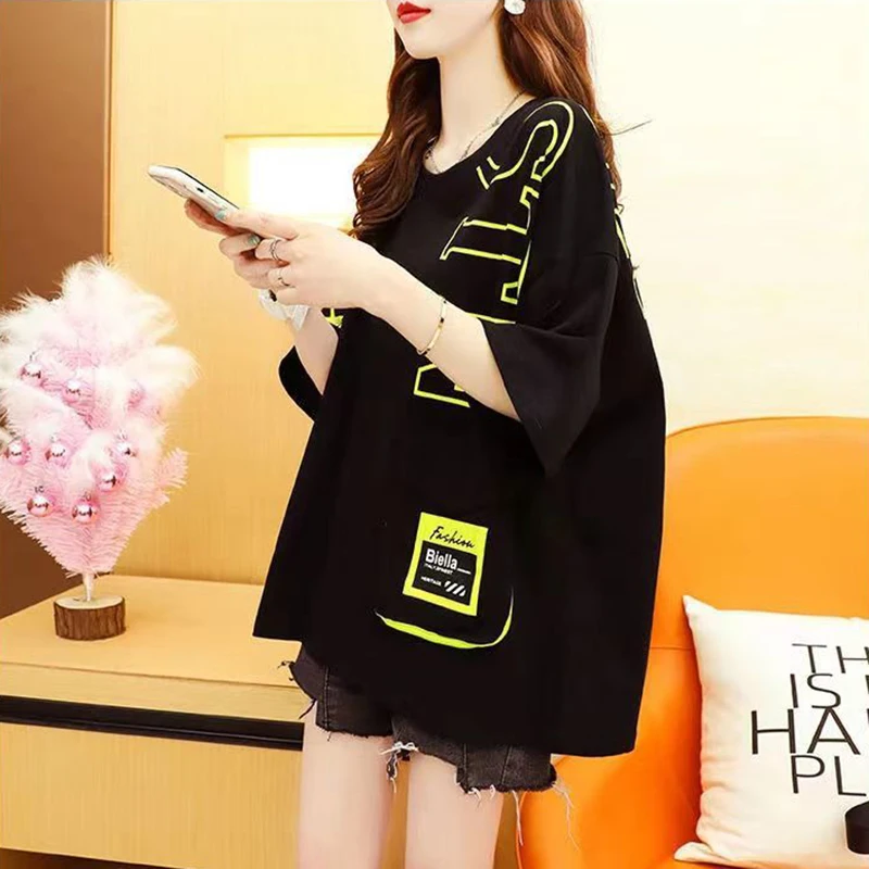 Fashion O-Neck Spliced Pockets Printed Letter T-Shirts Female Clothing 2024 Summer New Loose All-match Tops Casual Tee Shirt