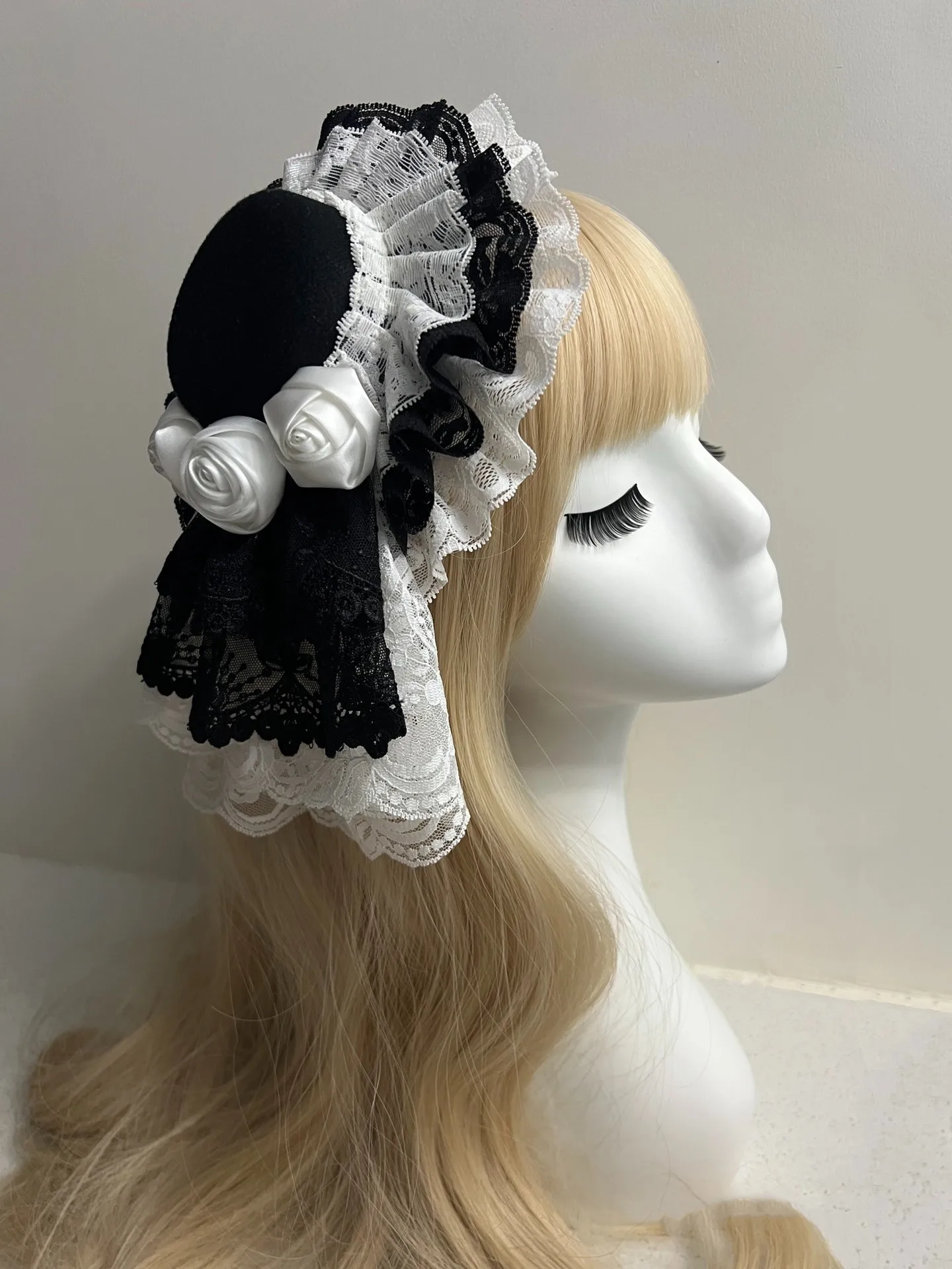 

Handmade dress hats women lace pendant black and white two-tone hat, fashion party hats 1 piece