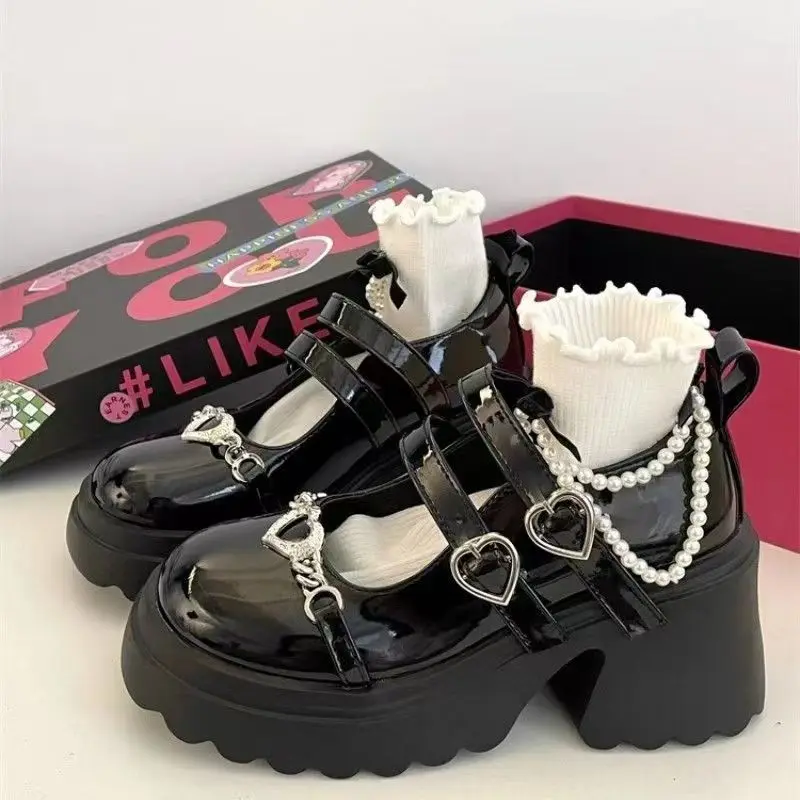 Black Leather Shoes Spring and Autumn Season Metal Chain Sponge Cake Sole Mary Jane Shoes Women\'s Patent Leather Gothic Style