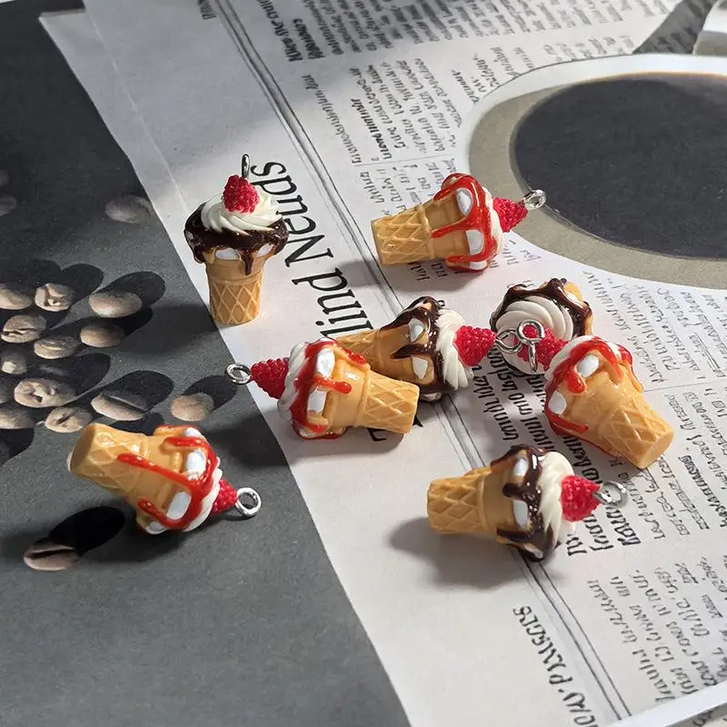 10Pcs DIY Cute Earring Bracelet Accessories Simulated Strawberry Jam Ice Cream Resin 3D Food Pendant For Jewelry Making