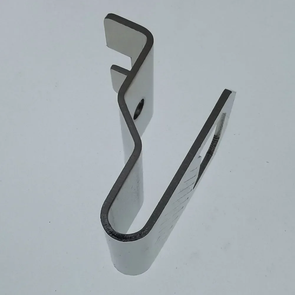 Práctico gancho para cinturón, accesorios de Clip de repuesto, taladro compacto, piezas ligeras de repuesto para artesano CMCD700C1/C2