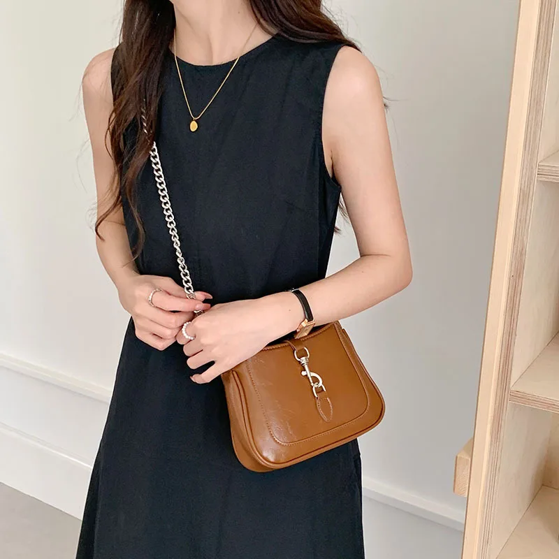 

Luxury women's fashionable simple small square bag high-end sense niche trend casual single shoulder diagonal cross bag