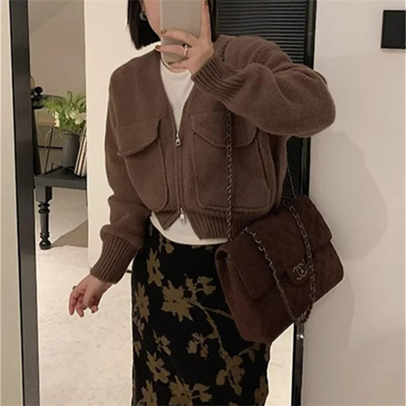 Zipper Lazy V-neck Short Knit Cardigan Coat Autumn and Winter New Age-reducing Long-sleeved Sweater Women