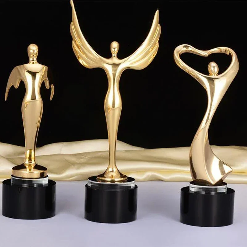 

Creative Black Crystal Trophy Figurines Home Statue Crafts Gold Plated Oscar Trophy Sculptures Accessories Livingroom Ornaments