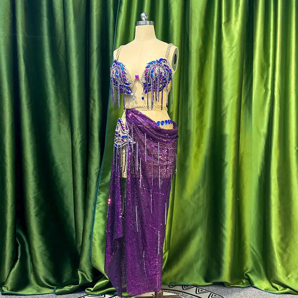 Abiti da danza del ventre personalizzati Set di spettacoli per competizioni di gruppo Abbigliamento da ballo esotico Reggiseno di danza del ventre Gonna lunga da donna