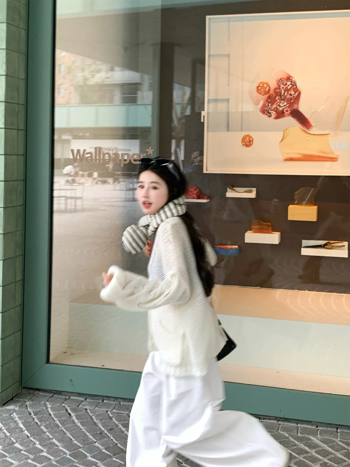 

JUC Handmade Needlework Hollow out Knitted Sweater Cardigan New Autumn Arrival Store Owner's Personal Sle Warmth Retention