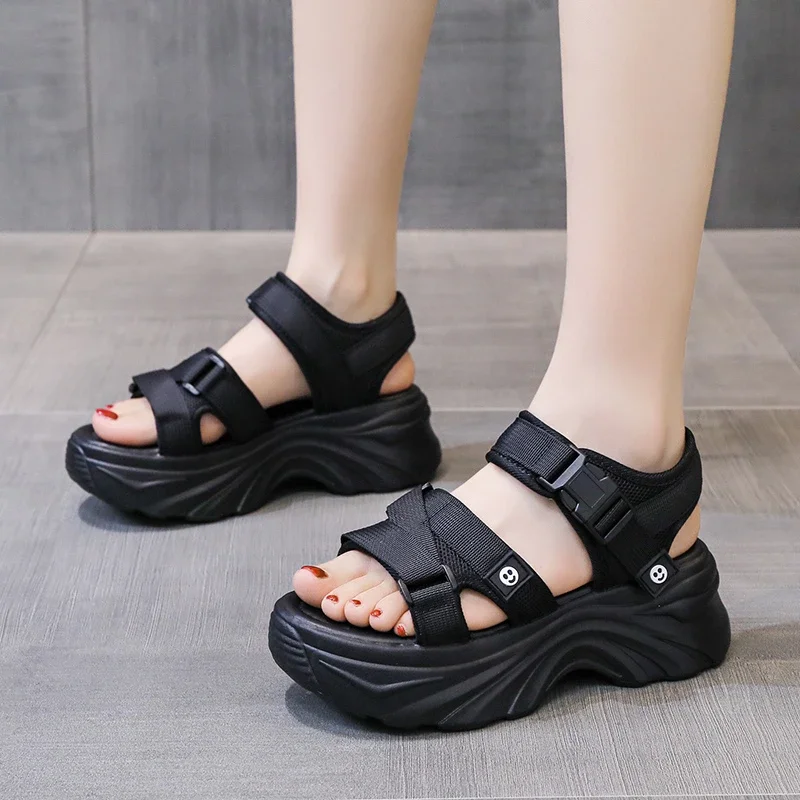 2024 new summer style fashionable comfortable and elegant sports and leisure increased thick-soled wear-resistant beach shoes