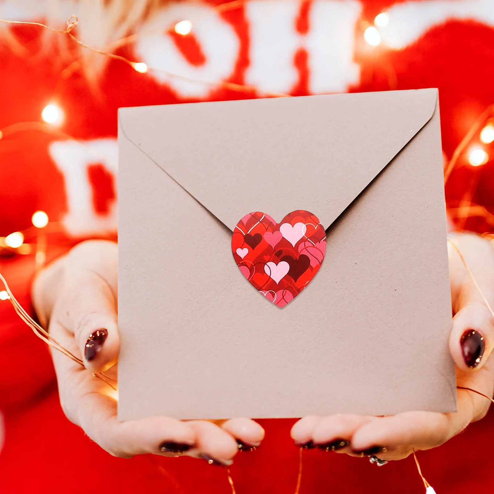 

5pcs Valentine Stickers 5 Rolls Heart Shape Labels Sealing Paper Gift Wrapping Decals DIY Craft Supplies Valentine Day Decor